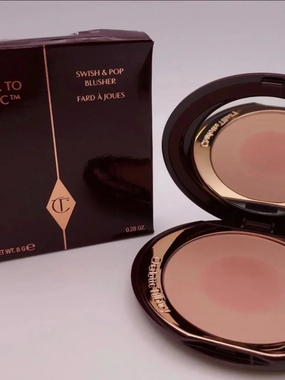 Charlotte Tilbury First Love Cheek To Chic Swish & Pop Blusher FIRST LOVE Read